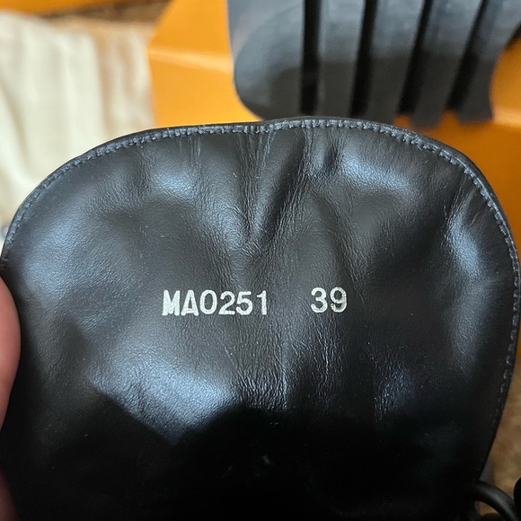 Louis Vuitton Laureate platform - Picture 5 of 5